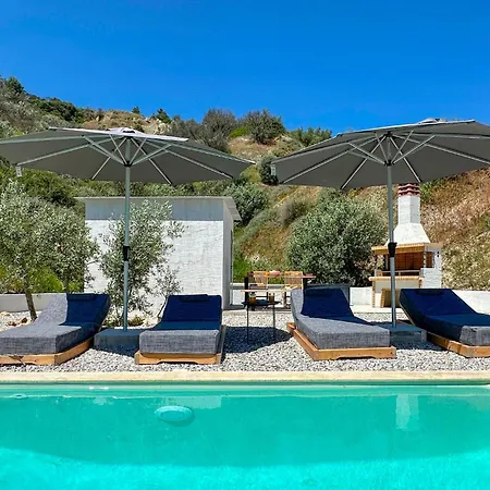 Holiday home Evoikon *